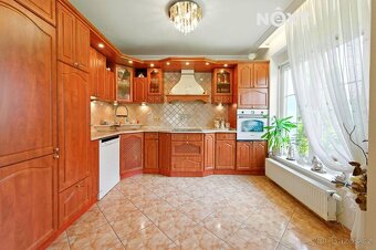 Prodej Rodinný dům, 240㎡ - 15