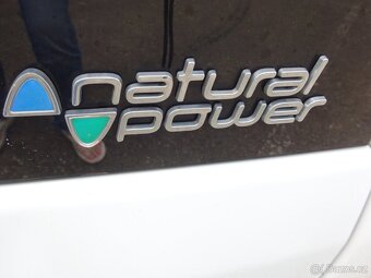 Fiat Qubo 1.4i CNG r.v.2017 (1.Majitel) Koupeno v ČR - 15