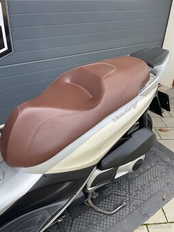 Piaggio Beverly 300 i.e. rok 2016 - 15