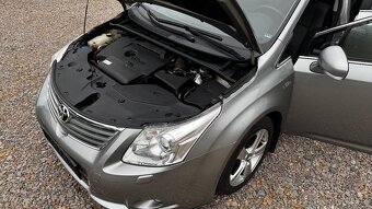 Toyota Avensis 2.2d 110kw automat, navi, kombi - 15