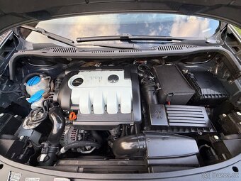 Volkswagen Cross Touran - 2.0TDi 103Kw 140Ps. - 15