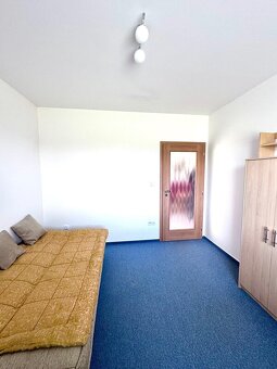 Prodej zánovního RD 3kk, 90m2, obklopen přírodou a klidem, n - 15