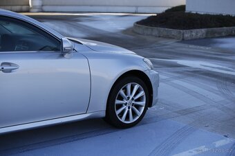 Lexus IS 220 D, 2009, nová STK - 15
