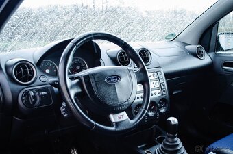 Ford Fiesta 2.0i Duratec ST - 15