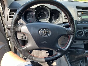 Toyota Hilux 2.5 TD naj: 69837 km - 15