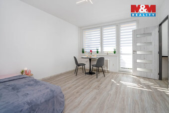 Prodej bytu 1+kk, 35 m², Hradec Králové, ul. Třebechovická - 15