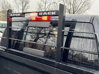 Dodge RAM 1500 - 15