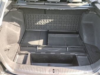 Kia ceed 1.6 crdi 84 kw. kombi Rv 2008. STK 09/26 - 15