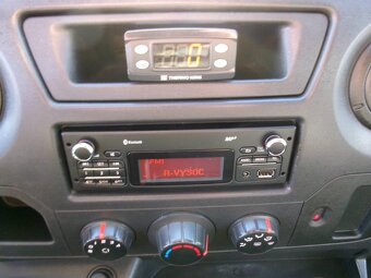 RENAULT MASTER 2,3DCI CHLADÍRENSKÝ 11/2016 CZ DPH 4x - 15