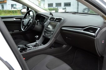Ford Mondeo 2.0 TDCI 110kW Titanium kombi - 15