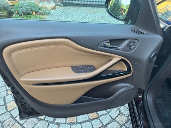 Opel ZAFIRA 1.4TURBO - 15