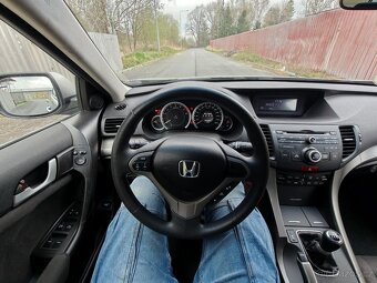 Honda Accord 2.0 115 kW i-VTEC 2009 benzín - 15