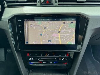 VW Passat B8 Variant 2.0 TDI 110kW Man Navi Tažné Panorama - 15