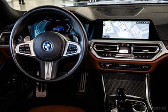 BMW 330 - 15