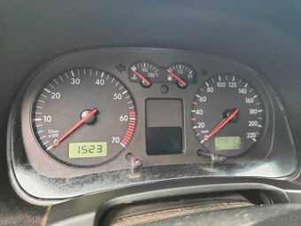 VW Golf 1.4 16V - 15