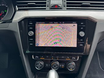 VW Passat B8 2.0 TDI 110kW DSG Tažné Kamera Matrix LED ACC - 15