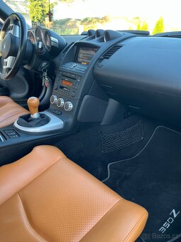 Nissan 350z - 15