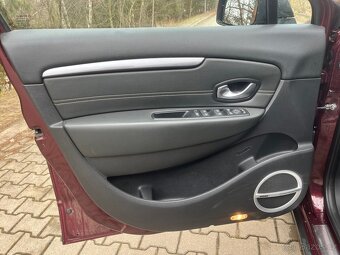 Renault Scénic III XMOD - 15