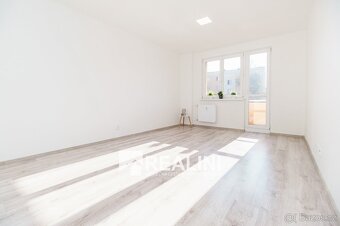 Nadstandartní byt 2+1 s lodžií po kompletní rekonstrukci - 15
