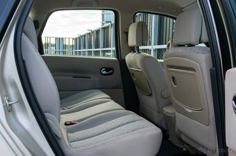 Renault Grand Scénic 1.9 dCi AUTOMAT (7 míst) - 15