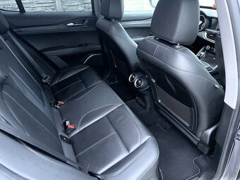 Alfa Romeo Stelvio 2.2 JTD 118kw Automat - 15