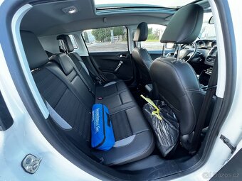 Peugeot 2008, 1,6 HDi 84 kW ALLURE PANO,NAVI - 15