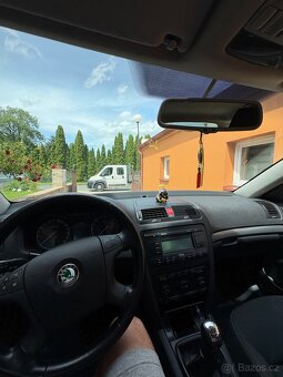 Škoda Octavia 2.0 FSI - 15