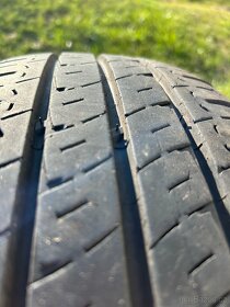 Letní pneu 215/70R 15C - 15