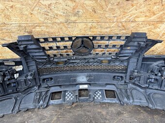 KOMPLETNÍ PŘEDNÍ NÁRAZNÍK MERCEDES W164 PŘED.FL. C197 - 15