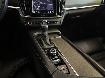 Volvo V90 D5 Cross Country / 93 tkm / ČR / DPH - 15
