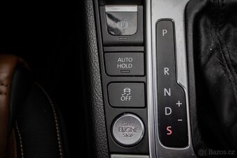 Volkswagen Passat Variant 2.0 TDI 170k Highline 4MOTION DSG - 15