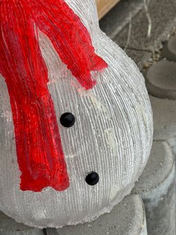 LED akrylový sněhulák – perfektní stav - 15