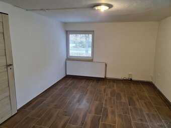 PRONÁJEM DOMU 2+1 , 57m2 Benátky Kbel - 15