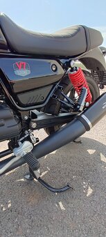 Moto Guzzi V7 Stone Special Edition 2023 - 15