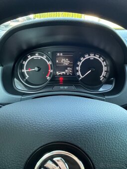 Škoda Fábia 1.0 MPI 44kw 9700km - 15