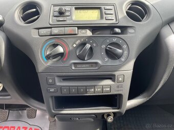 Toyota Yaris, 1,0 48kW, SERVISKA - 15