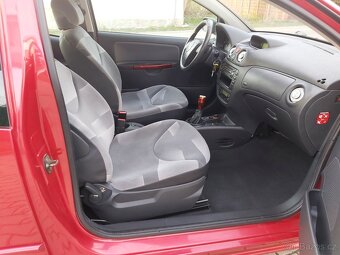 Citroen C2 1.4 Exclusive, jen 89.000 km, servis Citroen - 15