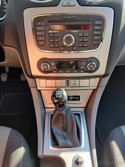 Ford Focus 1.6i 74 kW, hatchback, manual, 2011, 140tkm - 15