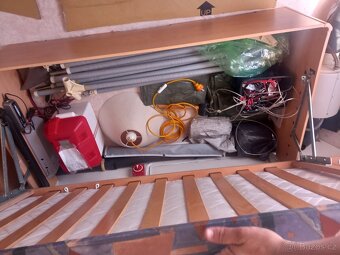Prodám karavan hobby 495 UL . EL POJEZD,  ODDĚLENÉ POSTELE - 15