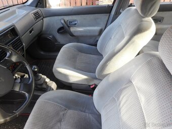 Renault 19 I  tmavě červená barva - 15