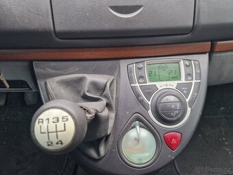Citroën C8 2,0 HDI 16V 8 MÍST Nové STK Servis - 15