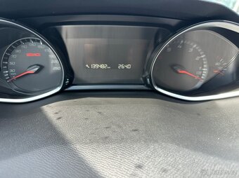 prodáváme Peugeot 308 1.2 Turbo 81kw - 15