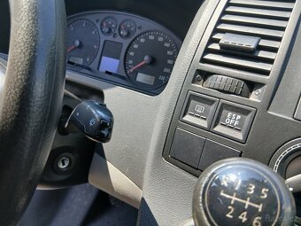 Volkswagen Transporter T5 - 15