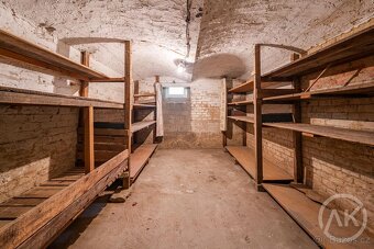 Prodej družstevního bytu 2+1 se zahrádkou, ul. Polanecká - 15