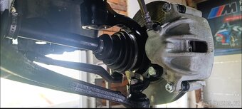 E30 325ix Touring - 15