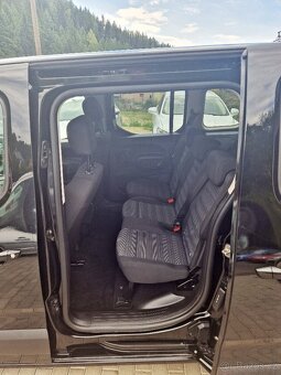 OPEL COMBO, 1.5 TDCi (96 kW), r.v. 11/2020, 5 míst, NAVI - 15
