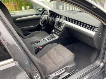 VW Passat B8 Variant/kombi 1.6 TDi 88kW DSG 1majitel - 15