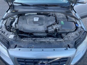 Volvo XC70 AWD MY2010 D5 151 kW automat - 15
