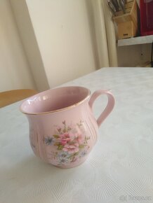 Hrnečky z růžového porcelánu (různé druhy 14ks) - 15