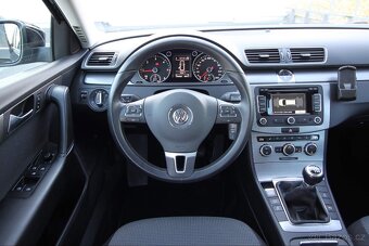 PASSAT B7, 2.0Tdi-103kw,COMFORTLINE,RNS315,2xPDC,Výhřevy,r12 - 15